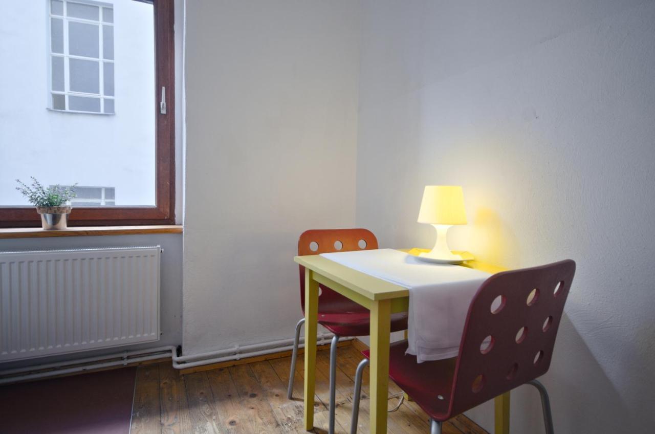 Courtyard Apartment Берлин Экстерьер фото