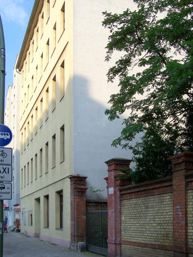 Courtyard Apartment Берлин Экстерьер фото